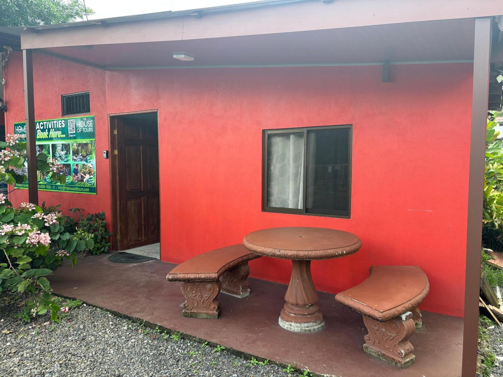 Pura Vida Aparment - Downtown La Fortuna Eksteriør billede