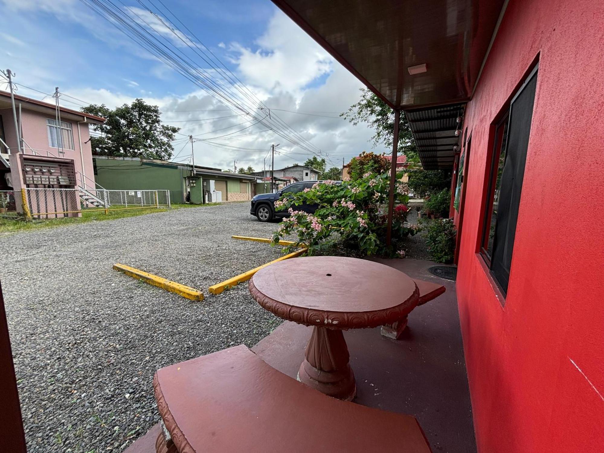 Pura Vida Aparment - Downtown La Fortuna Eksteriør billede