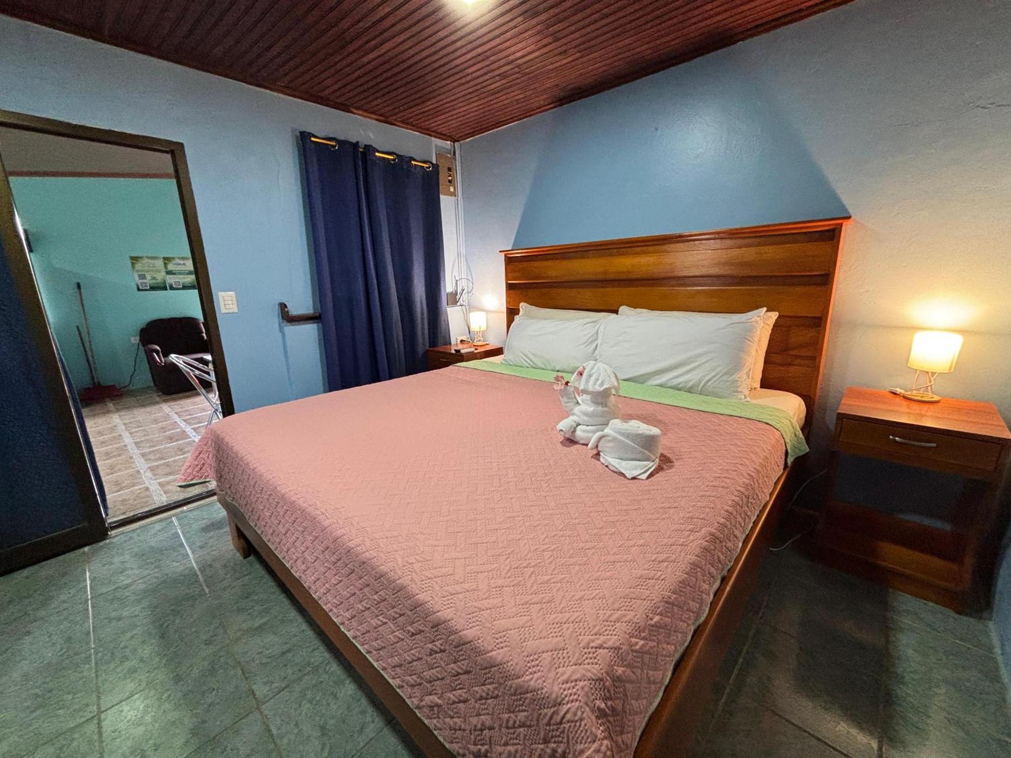 Pura Vida Aparment - Downtown La Fortuna Eksteriør billede